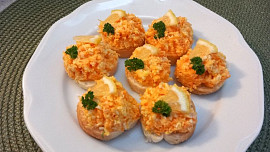 Nastartujte se na velikonoční koledu zdravou mrkvovou pomazánkou se zázvorem