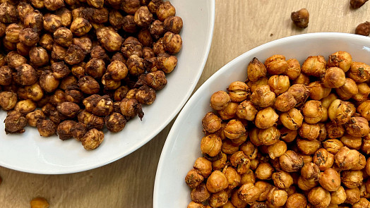 Křupavá chuťovka z trouby za pár korun: Zdravé mlsání plné bílkovin připravíte během chvilky