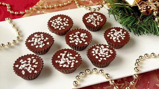 Retro okénko: Slovenské nepečené šohajky z čokolády a ořechů voní rumem a ze stolů mizí jako první