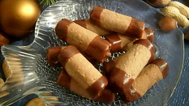 Trubičky jako z cukrárny: Po těch medových s karamelovým krémem se jen zapráší