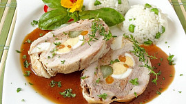 Nápady na sváteční velikonoční pečínku: Tradiční jehněčí nahradí i další masové alternativy