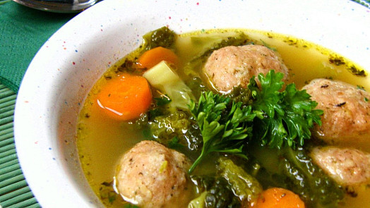 Jak dlouho vařit knedlíčky do polévky: Játrové, morkové i drožďové už odteď budou vždy krásně nadýchané