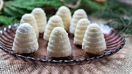 Recepty na vosí hnízda 7x jinak: S příchutí Margot tyčinek, pistáciová nebo mangová zpestří sváteční stůl