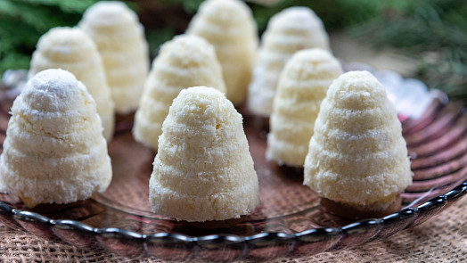 Recepty na vosí hnízda 7x jinak: S příchutí Margot tyčinek, pistáciová nebo mangová zpestří sváteční stůl