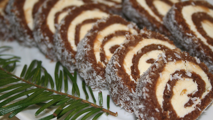 Nepečené cukroví z piškotů: Vláčná a voňavá vosí hnízda, efektní ořechové trubičky nebo aromatická kávová zrna