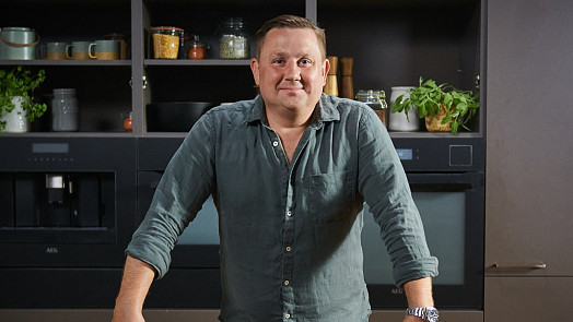 Sváteční oběd podle Jana Punčocháře: Naučte se připravit snadné kroupové rizoto i skvělé sladké knedlíčky z ricotty