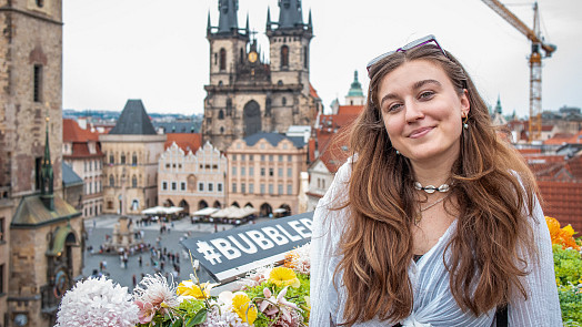 VIDEO: Našli jsme tři restaurace v Praze s nejlepším výhledem. Někde uvidíte celé město, jinde můžete obdivovat architekturu