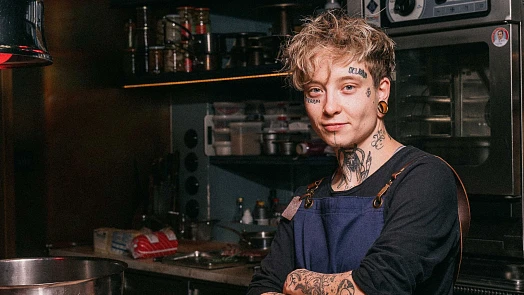 Skandální chování Ave v Hell's Kitchen: Po hádce a vyhazovu ze soutěže překvapivě dostala místo u Jana Punčocháře