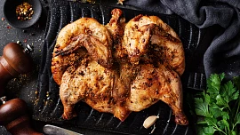 Pečené kuře 3x jinak: Na maďarský způsob, s citronem a česnekem nebo jako bažant