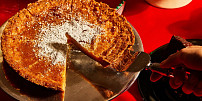 Crack pie: Aby máslem vonící kultovní koláč z amerického Milkbaru byl správně lepkavý a vláčný, je nutné dodržet jeden zásadní trik