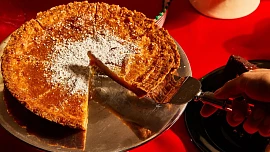 Crack pie: Aby máslem vonící kultovní koláč z amerického Milkbaru byl správně lepkavý a vláčný, je nutné dodržet jeden zásadní trik
