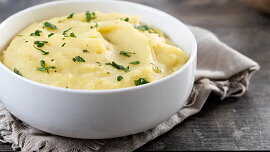 Přidáváte do bramborové kaše nejdřív mléko: Zkuste to obráceně, výsledek bude krémovější