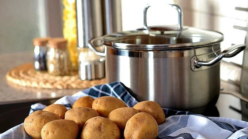 Uvařit dobře brambory není nic složitého.
