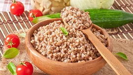 Byliny v kuchyni: Pohanka prospěje cévám, srdci i trávení a ještě vás zahřeje!