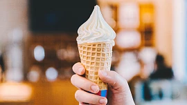 Tajemství točené zmrzliny: Za její původ vděčíme malé nehodě na předměstí New Yorku