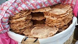 Tak trochu jiné lívance: Mexické buñuelos jsou tenké, křupavé a přímo omamně voní skořicí a anýzem