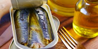 Proč dát přednost makrele před tuňákem? Obsahuje více omega 3 - mastných kyselin a méně rtuti