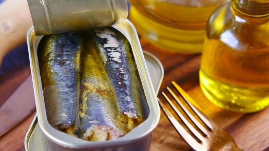 Proč dát přednost makrele před tuňákem? Obsahuje více omega 3 - mastných kyselin a méně rtuti