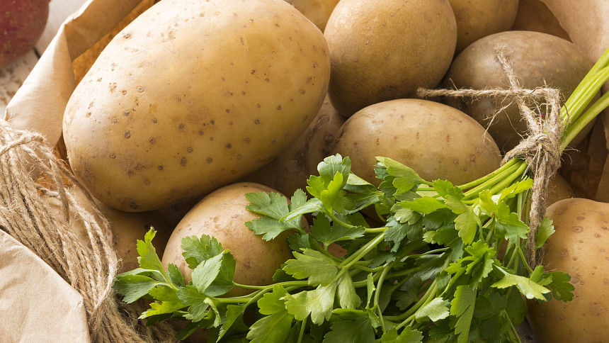 Domácí rané brambory