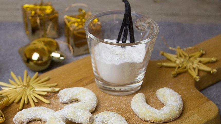 Vanilkový cukr nemusíte kupovat. Mnohem lepší si připravíte sami. Nádherně voní a ještě vyjde levněji