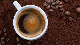 Lógr z kávy nepatří jen do koše: Funguje jako skvělé hnojivo, čistidlo i kosmetický prostředek