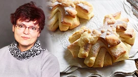 Pečeme s Ivou: Mírně sladké hanácké prstky z jednoduchého plundrového těsta tak voní máslem, že sníst jen jeden kousek nestačí!