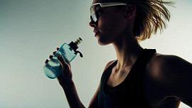 Domácí limonády a ledové čaje v létě dokonale osvěží