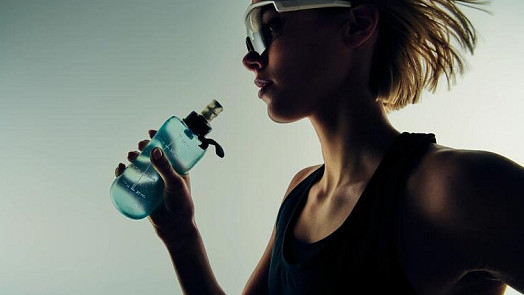 Domácí limonády a ledové čaje v létě dokonale osvěží