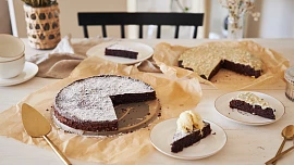 Pro romantické chvíle: Fantastický čokoládový dort vás ohromí svou bohatou chutí!