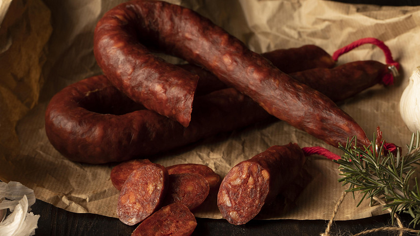 Uzená maďarská klobása