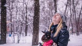 Vánoční tip pro pejskaře: Psí cukroví, které si můžete dát vy i váš čtyřnohý mazlík