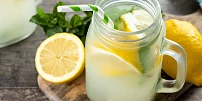 Pět jednoduchých způsobů, jak si doma připravit vynikající limonádu z dostupných a levných surovin