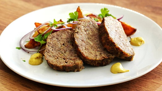 Dokonalá šťavnatá sekaná z horkovzdušné fritézy. Uvnitř zůstane měkká a na povrchu je příjemně opečená i bez tuku