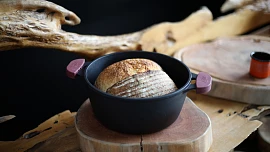 Už máte holandskou troubu? Kotlík nejen pro trampy zkrátí dobu vaření a udrží živiny!