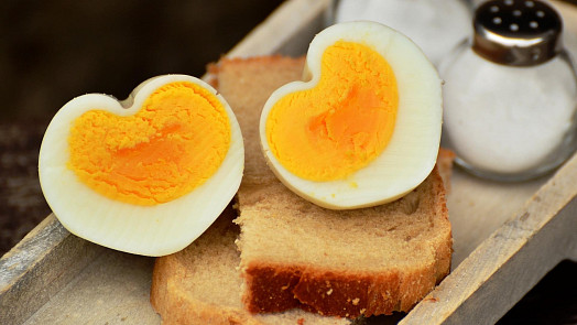 7 tipů, jak nejlépe zacházet s vejci: Jak je vařit, loupat i jak připravit ta nejlepší míchaná vajíčka