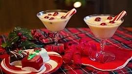 Vaječný likér býval výsadou vyšší vrsty. Ludvík IX. ho odmítl, Washington jím hostil vzácné návštěvy