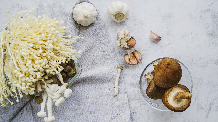 Medicinální houby jsou zdravé a velmi chutné. Přidat je lze do mnoha slaných pokrmů.