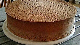 Recept na univerzální dortový korpus podle Mirka: Jiný už nedělám, svěřují se hospodyňky na internetu