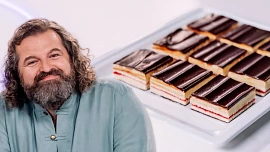 Bratislavské řezy podle Josefa Maršálka nadchnou nejvíc milovníky pudinkových moučníků a čokolády