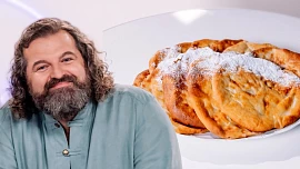 Šarišské kapustníky podle Josefa Maršálka: Sladké kynuté placky překvapí neobvyklou náplní z ochuceného zelí