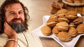 Vánoce s Josefem Maršálkem: Plněné ořechy s jablečným karamelem voní máslem a skořicí a chutnají fantasticky