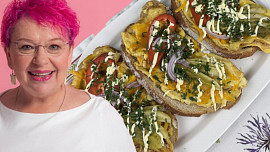 Plzeňská smaženka podle Mirky van Gils Slavíkové: Díky ní vzpomínám na svou první brigádu v mléčném baru, říká cukrářka Plzeňská smaženka podle Mirky van Gils Slavíkové: Díky ní vzpomínám na svou první brigádu v mléčném baru, říká cukrářka