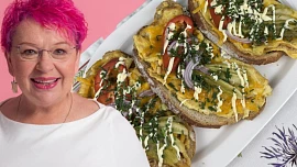 Plzeňská smaženka podle Mirky van Gils Slavíkové: Díky ní vzpomínám na svou první brigádu v mléčném baru, říká cukrářka