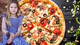 Královské chutě: Princezna Charlotte má ráda pálivé kari, olivy ke svačině a s maminkou Kate peče tuhle pizzu