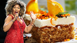 Zpěvačka Tina Turner jedla jen dvakrát denně, milovala chleba s máslem a pekla vláčné mrkvové řezy s ananasem
