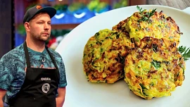 Semifinalista MasterChef Česko 2022 Ondřej Štol nabídl recept na karbanátky cukeťáky s uzeným špekem. Skvělou chuť jim dodá česnek