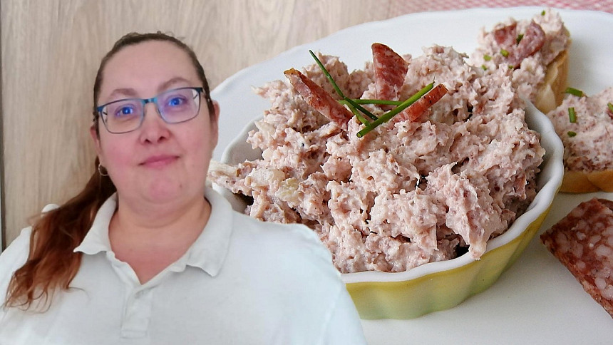 Lovecká pomazánka na pečivu