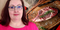 Řeznice radí: Solíte maso správně? Kdy je ten správný čas, aby zůstalo šťavnaté