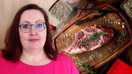 Řeznice radí: Těchto sedm chyb zkazí maso častěji než špatný recept. Stačí třeba studená pánev