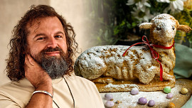 Jogurtový beránek Josefa Maršálka se vždy povede: Je mramorovaný, vláčný a provoněný kávou